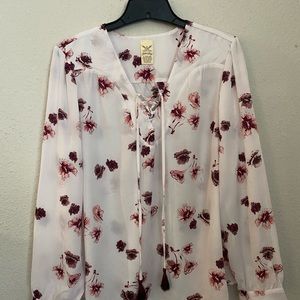 Faded Glory floral pink white woman blouse